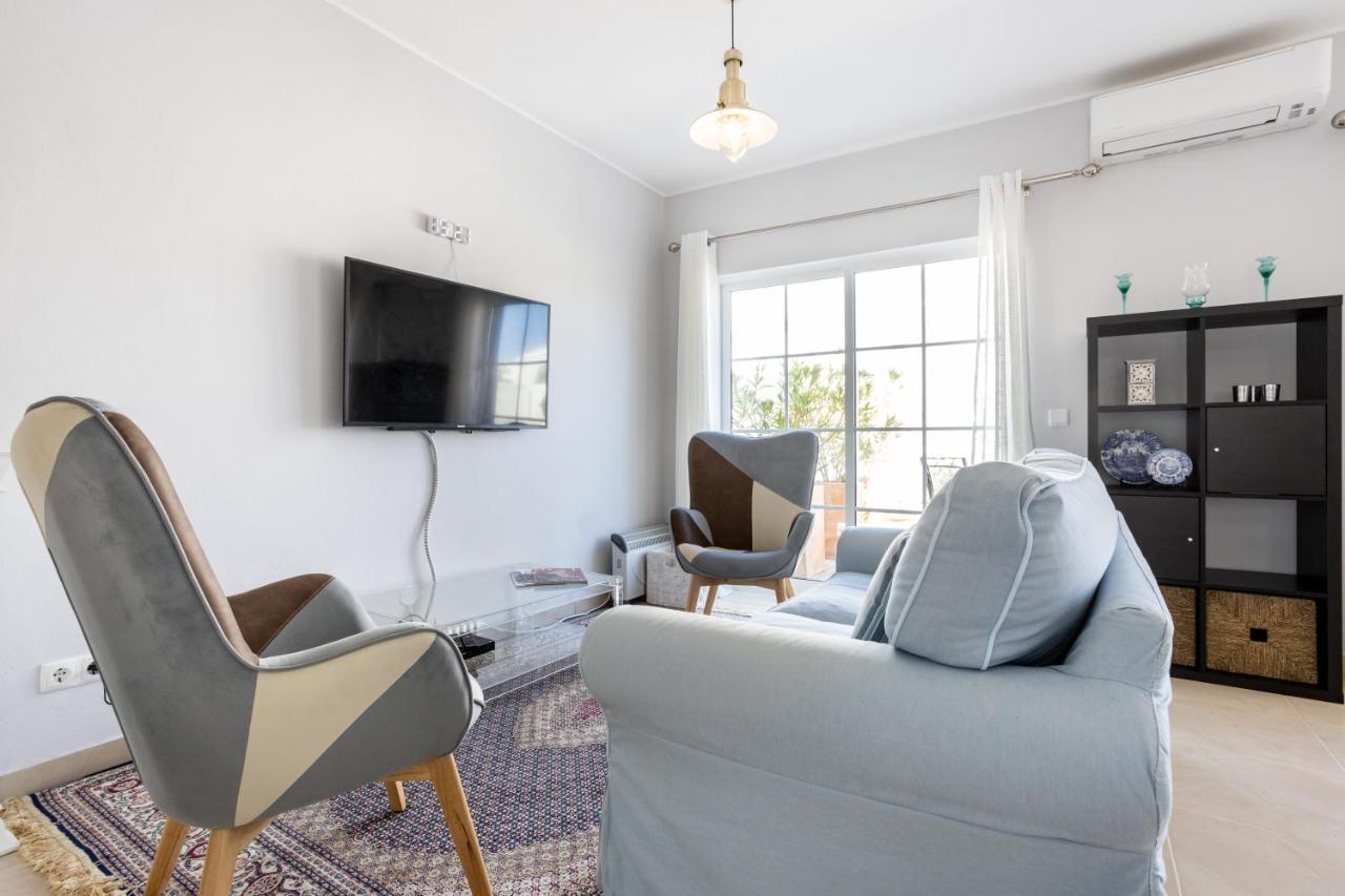 Holiday home Newly Renovated 2 Bedroom Townhouse - Close To
