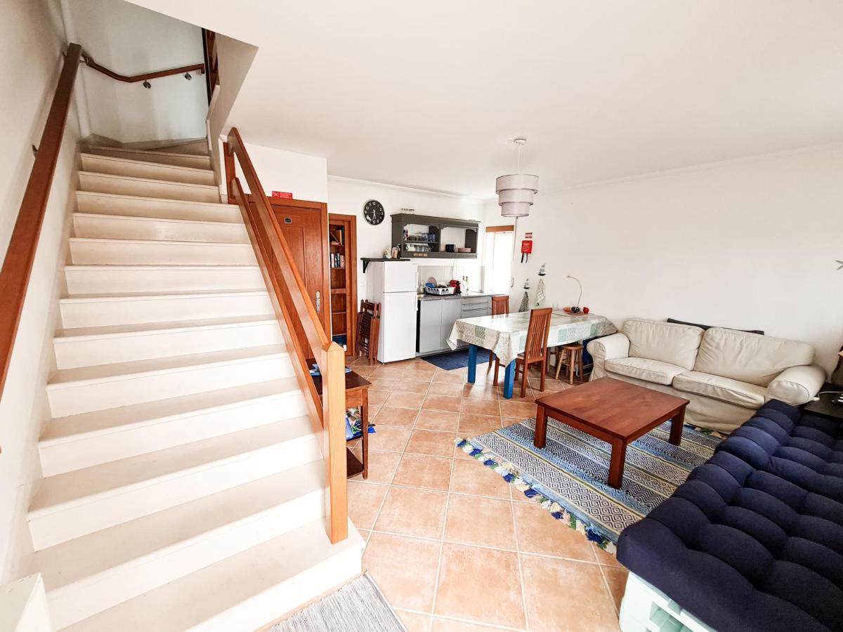 Hostel Cloud To Chill Surfhouse Baleal Ferrel (Leiria)