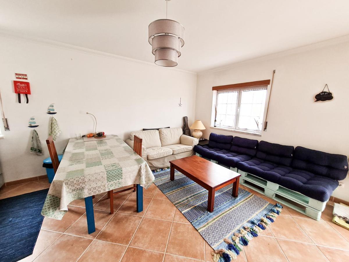 Cloud To Chill Surfhouse Baleal Hostel