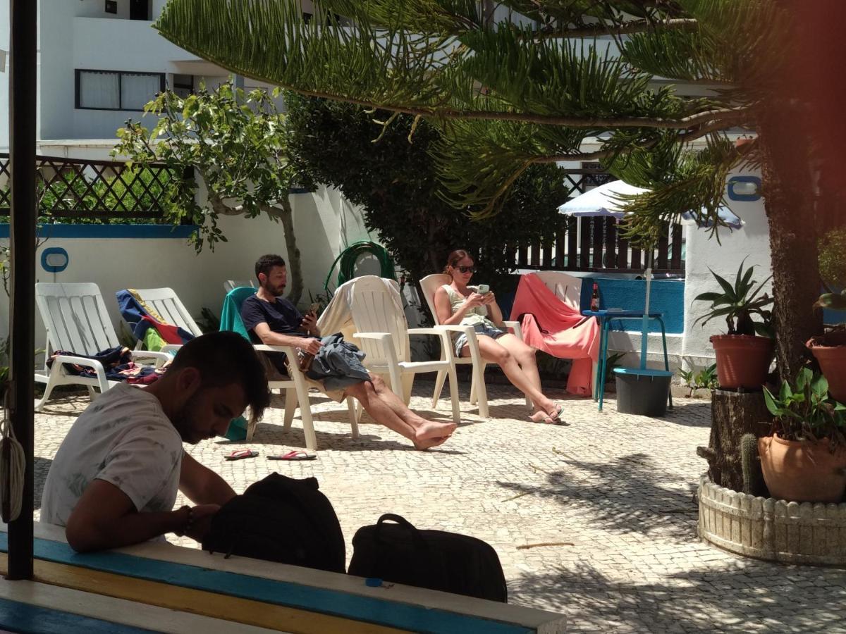 Hostal West Coast Surf *