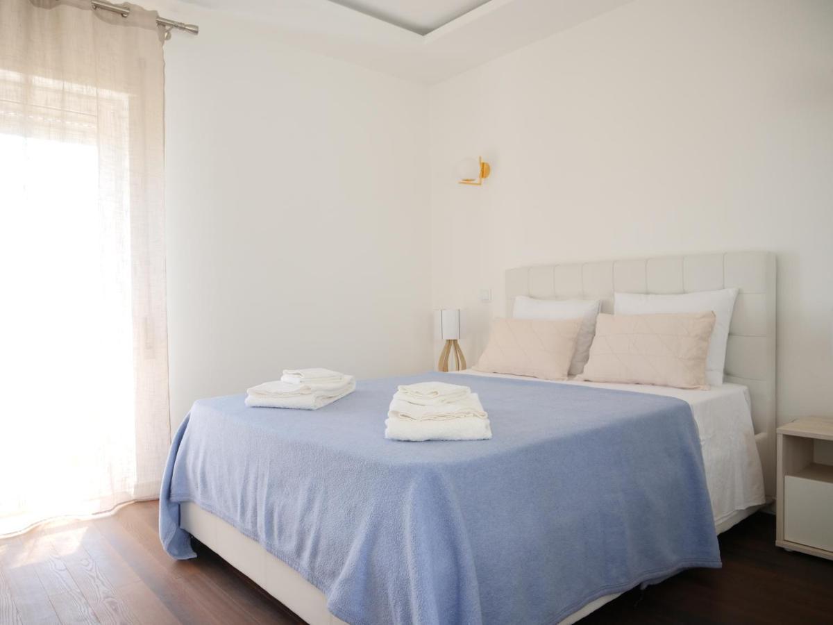 Cozy With Sea View Over Meia Lagos