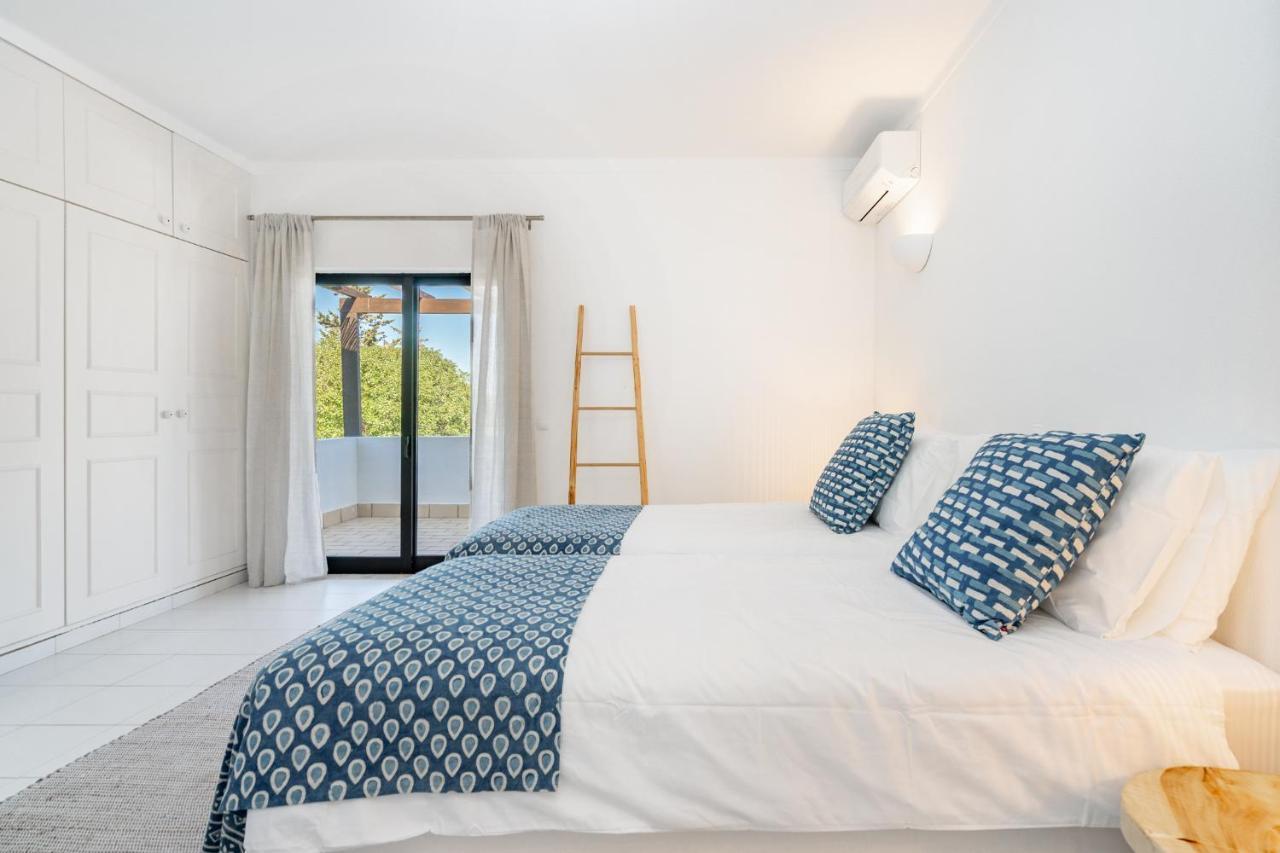 Villa Whome Luxury Private Family W/ S-pool Ac & Parking