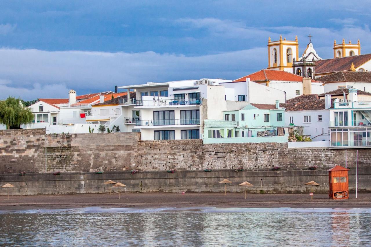 Facing Bay * Praia da Vitoria
