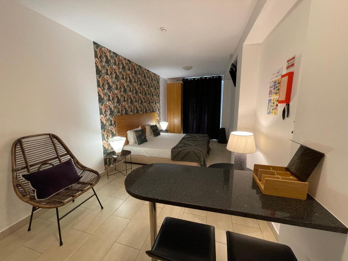 Aparthotel Esmeralda Holidays *