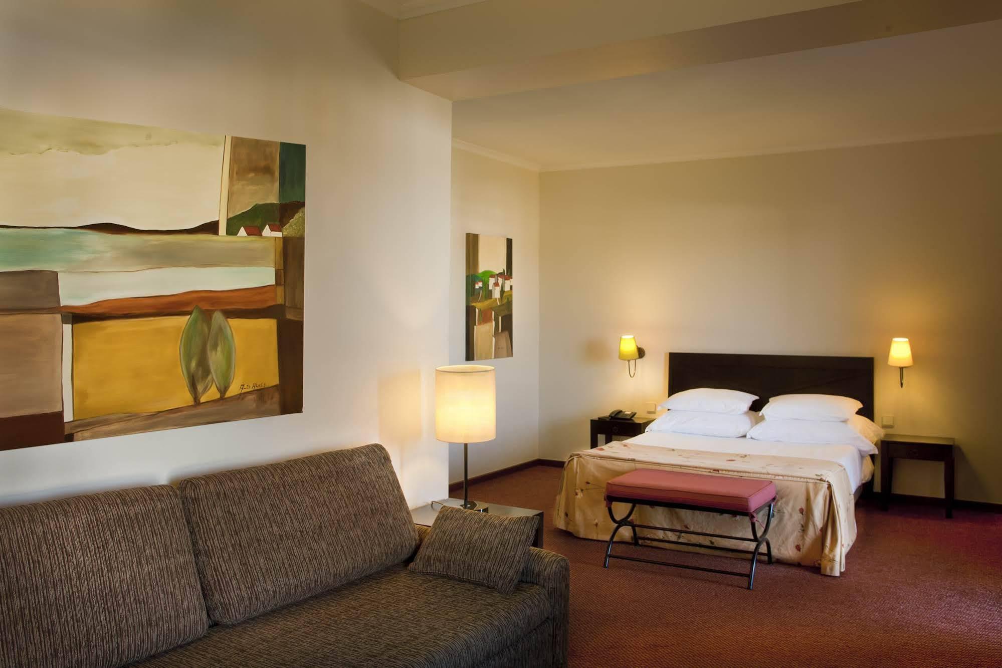 Hotel Evora Hotel 4*
