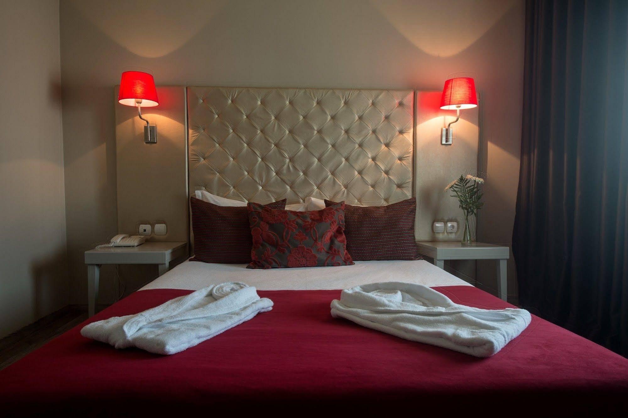 Hotel De Plaza & Ilhavo