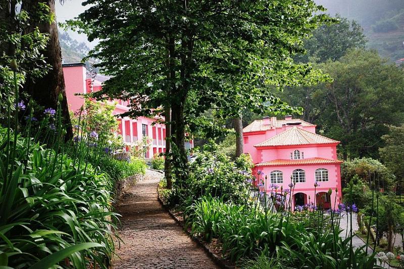 Bio - Quinta Da Serra Hotel