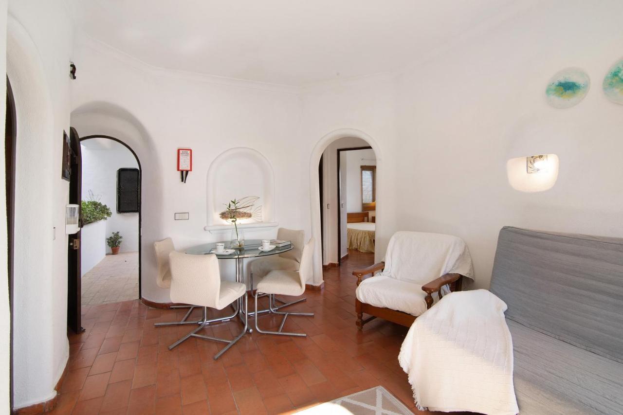 Apartment Mourisca