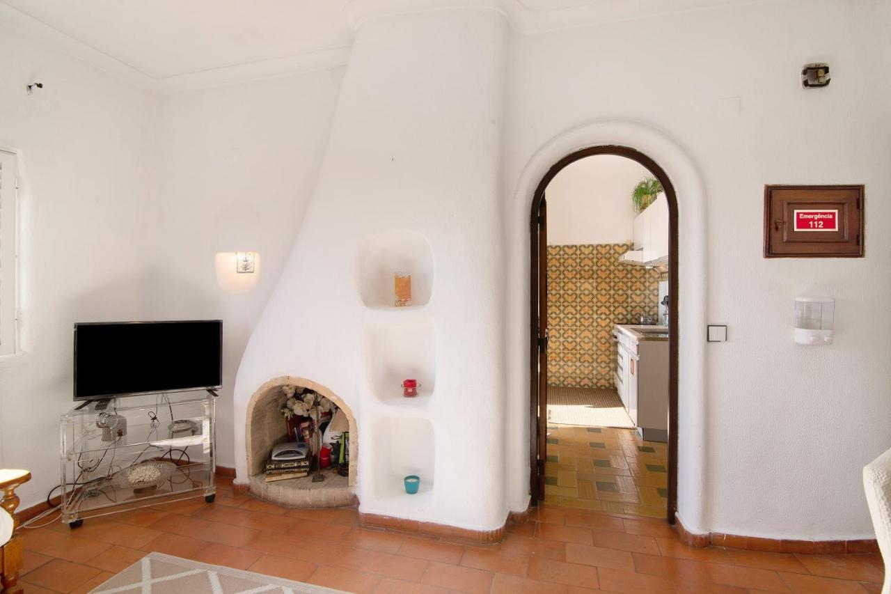 Apartment Mourisca