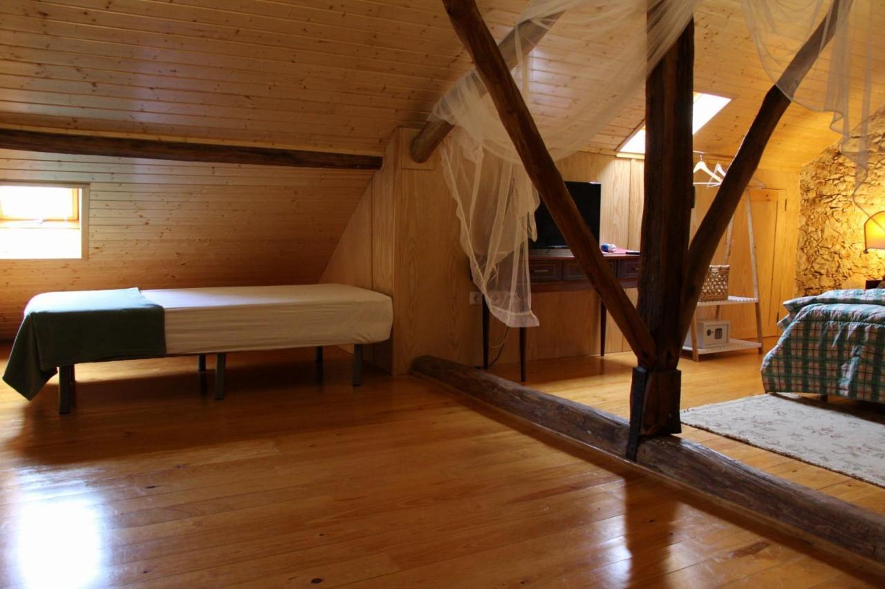 Lameira Da Longra - Bohemian Artistic House Guest house *