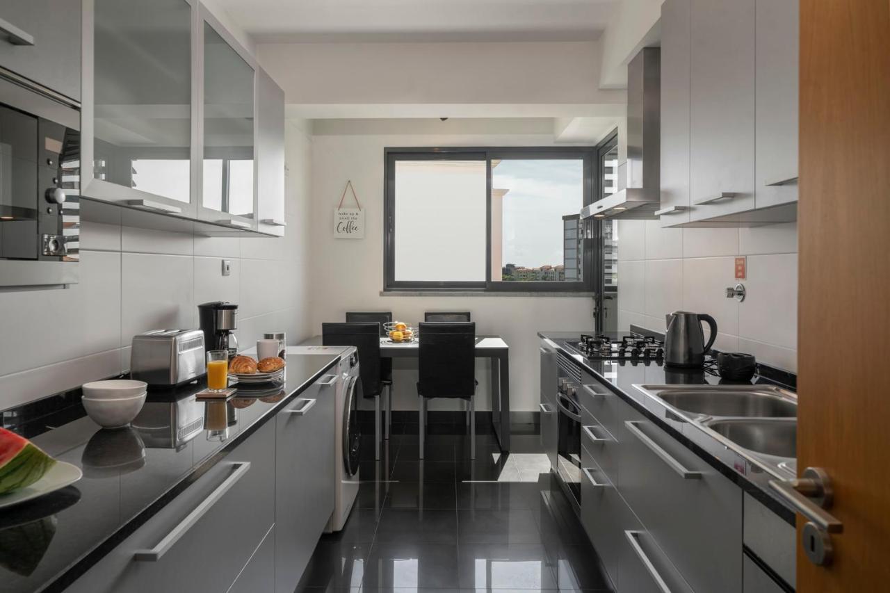 Piornais I By An Island Apartment Funchal (Madeira)