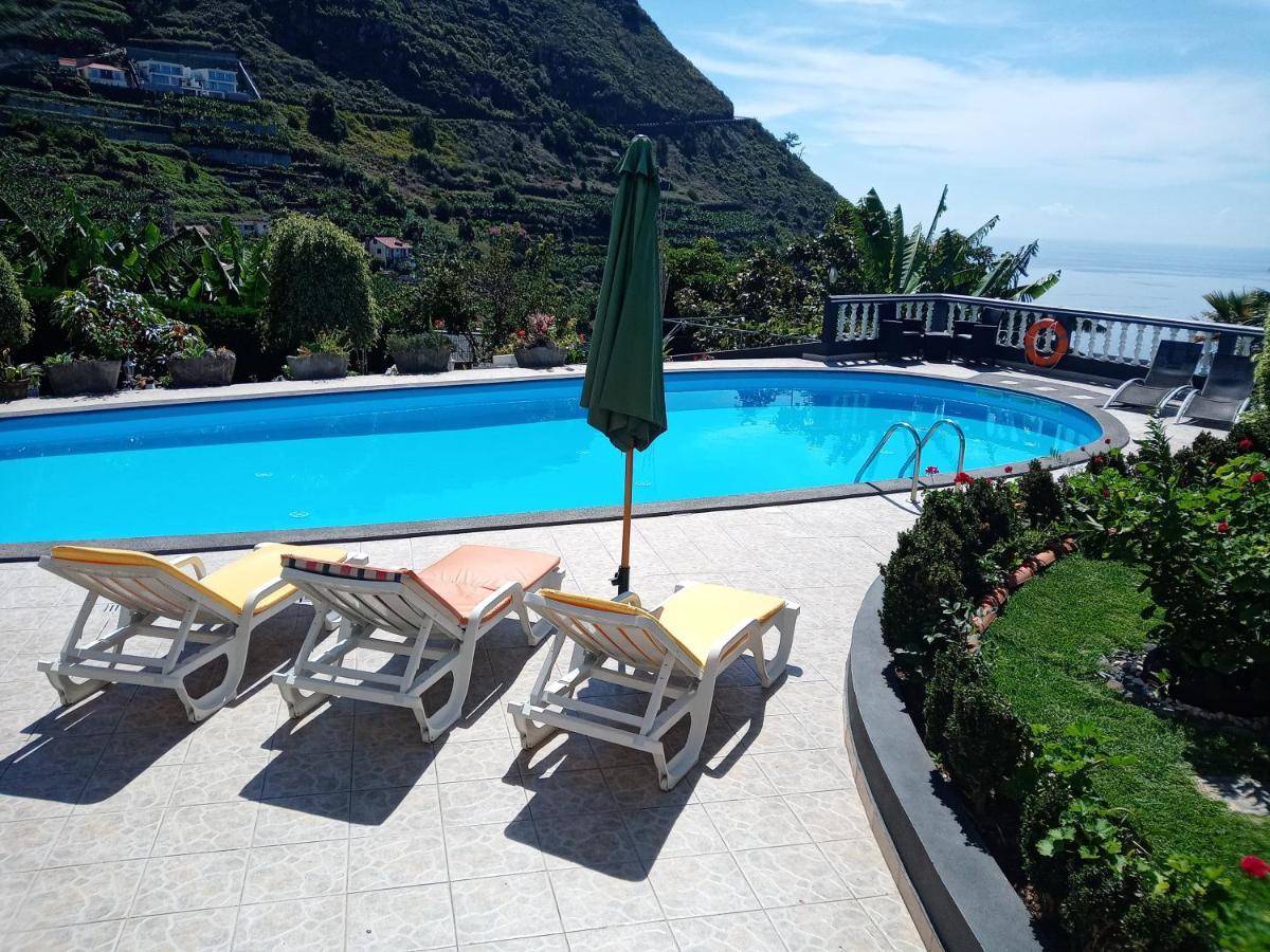 Arcos Grands With Enormous And Private Pool. * Arco da Calheta (Madeira)