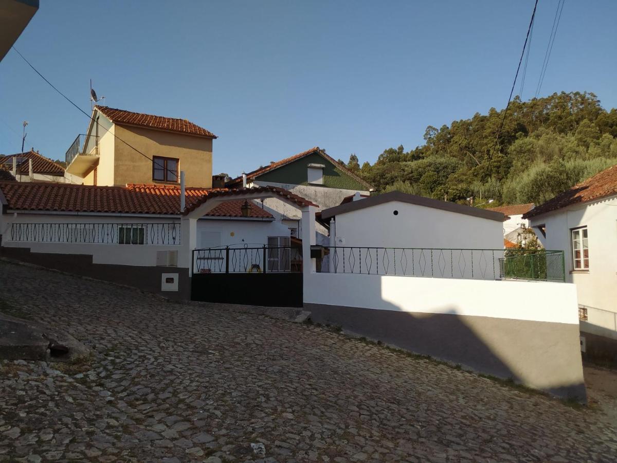 Casinha Da Eira * Gois