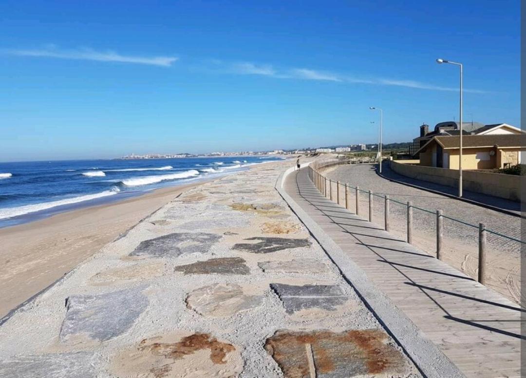 Villa Vivenda Junto Ao Mar *