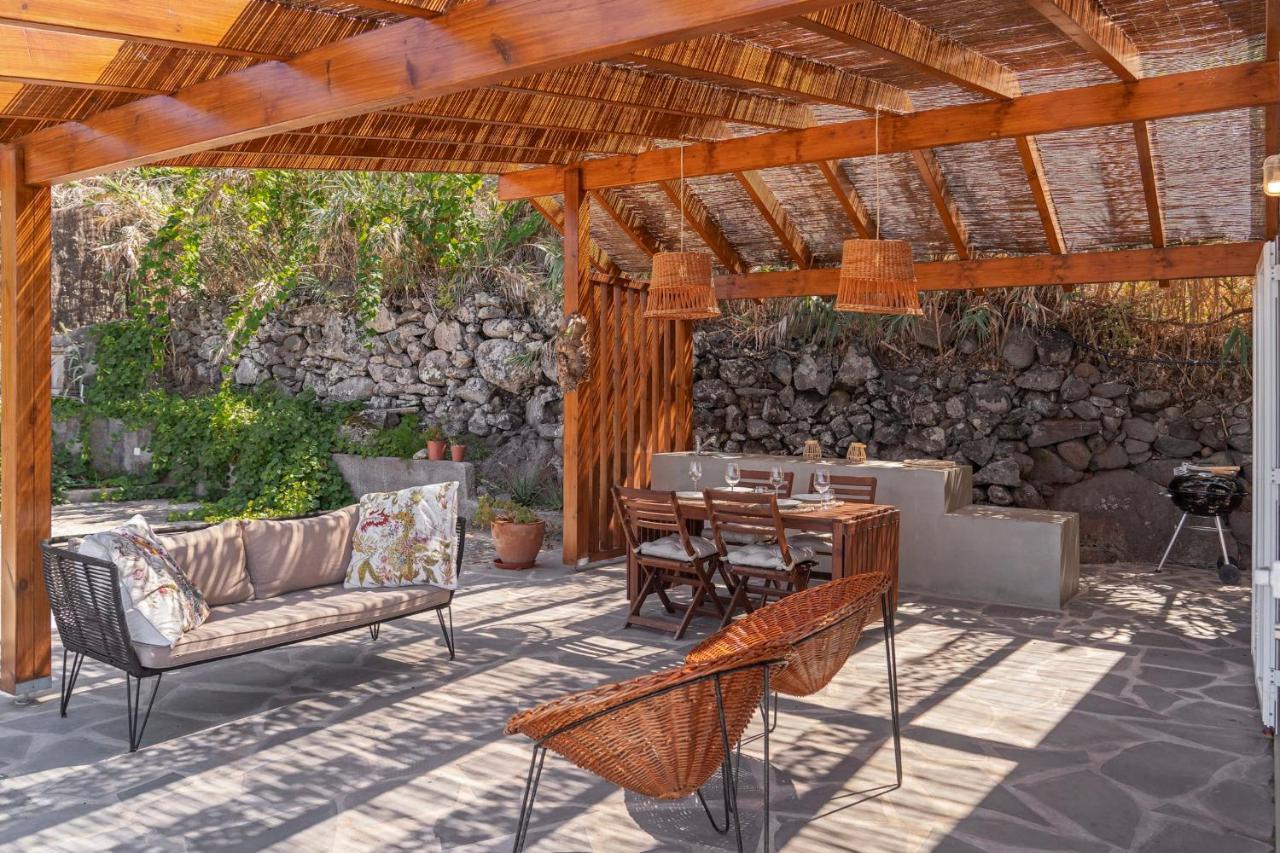 Vakantiehuis Casa Da Rocha De Baixo By An Island