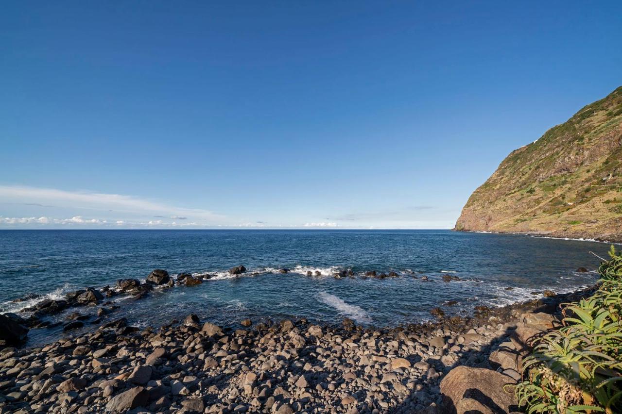 Casa Da Rocha De Baixo By An Island * Santana (Madeira)