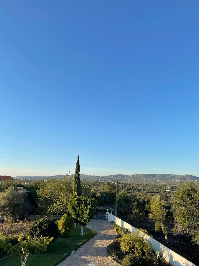 Casa Esperanca - Carefree Living With Big Private Pool And Great Views Villa