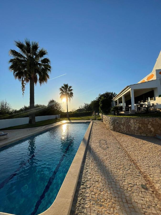 Casa Esperanca - Carefree Living With Big Private Pool And Great Views Villa