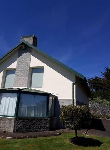 Luxury Camelia. Mountains, Golf, Horses, Levada Walks. Villa *