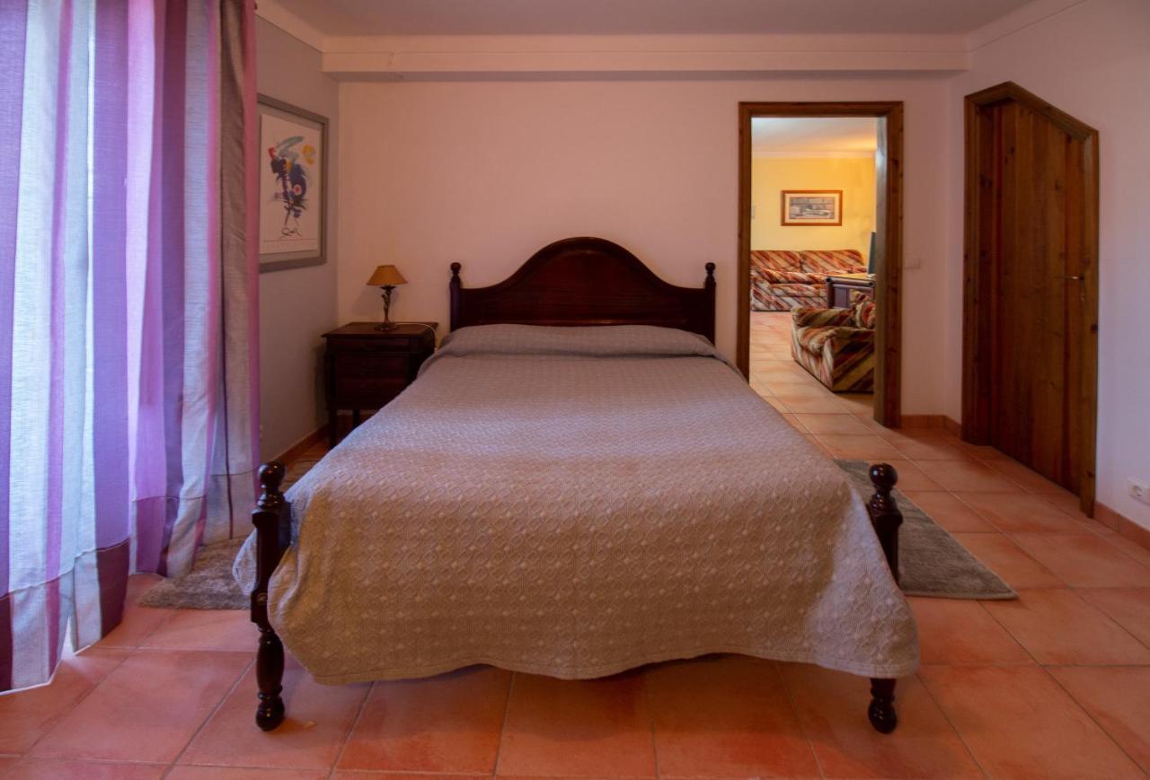 Quinta De Rio Alcaide * Porto de Mos (Leiria)