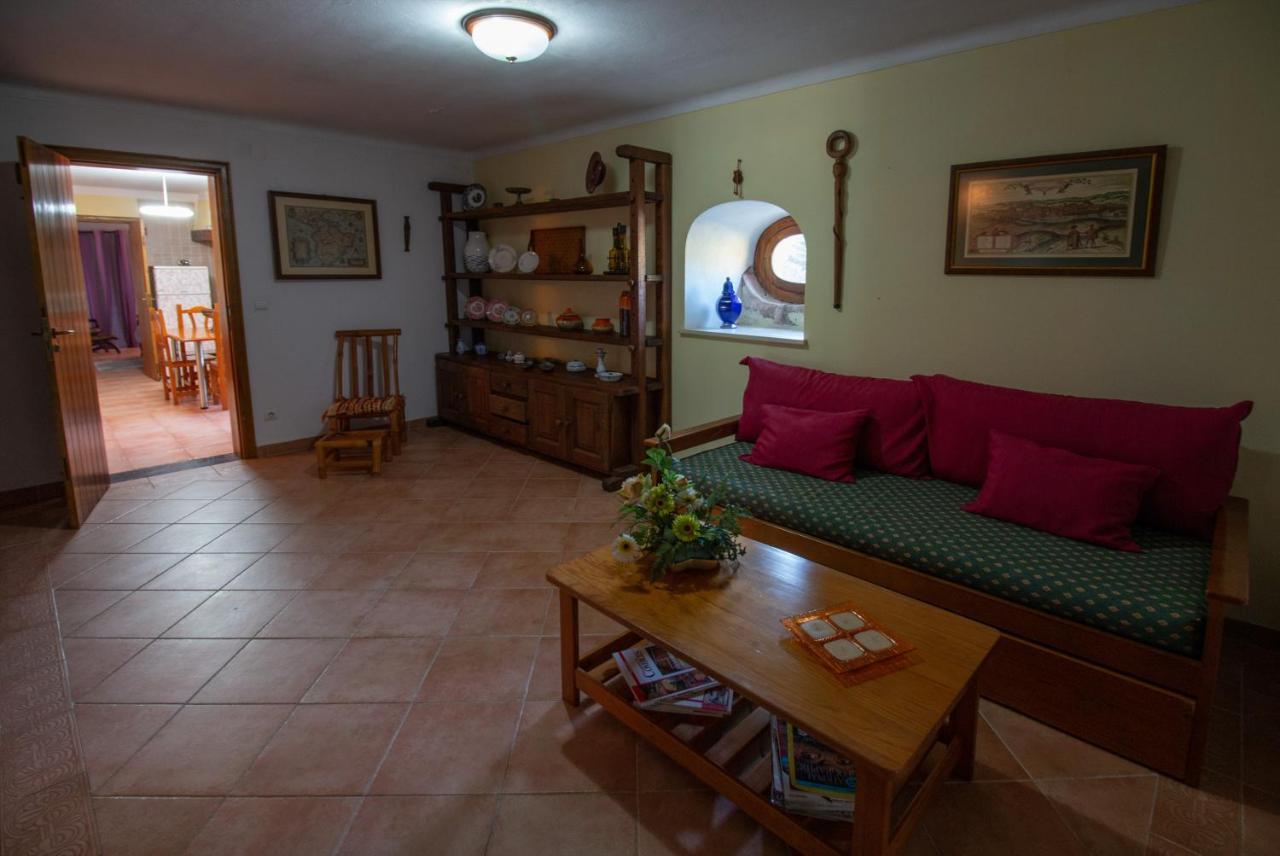 Quinta De Rio Alcaide Farm stay