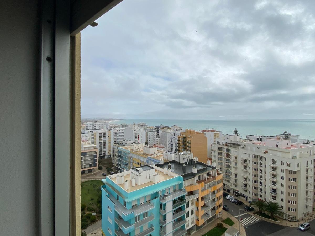 Apartment Armacao De Pera