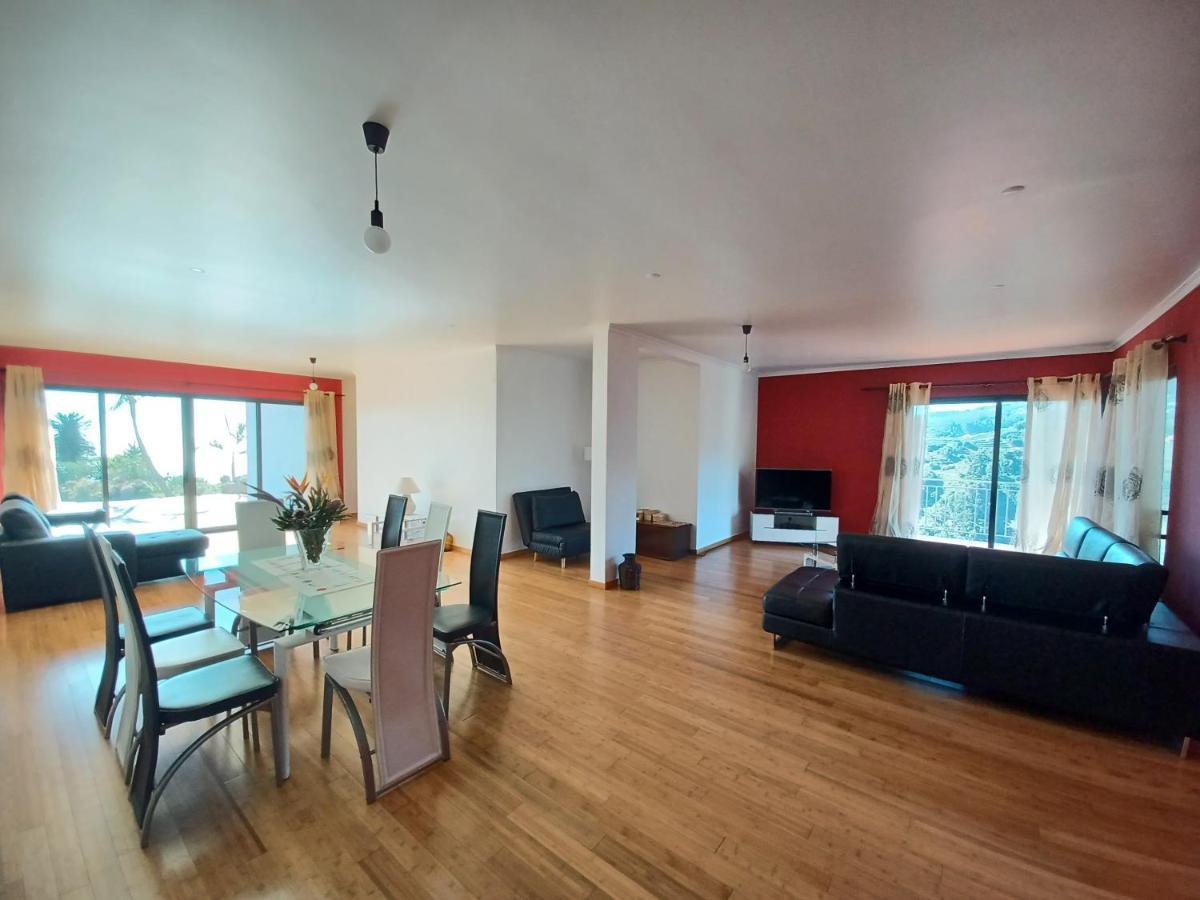 Villa Luz - Family House Vacations- Large Private Outdoor Area Santa Cruz (Madeira)