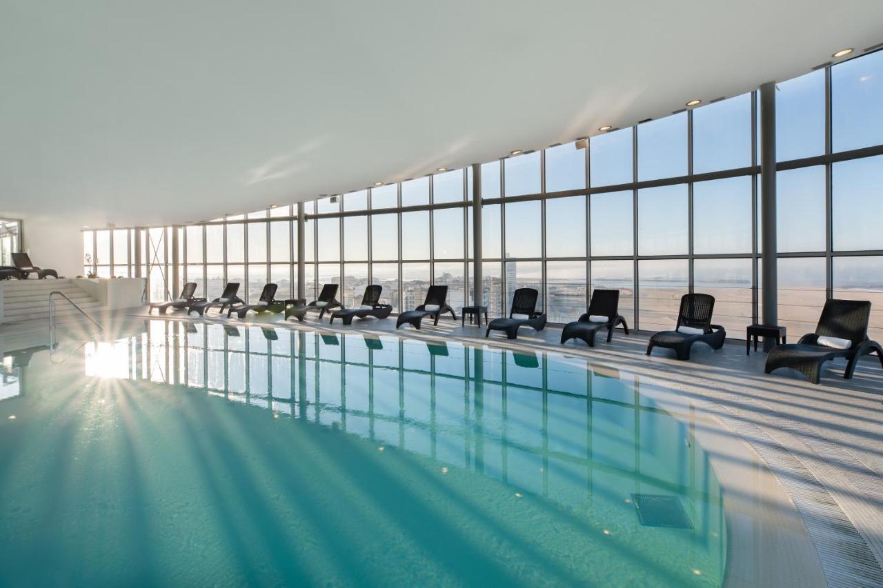 Eurostars Oasis Plaza Hotel 4*