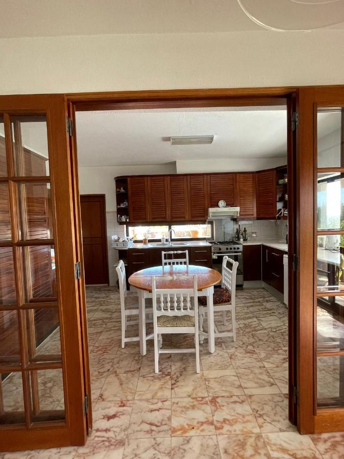 Villa Casa Esperanca - Carefree Living With Big Private Pool And Great Views