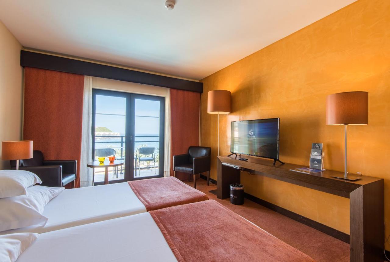 Gale Santa Cruz 4*