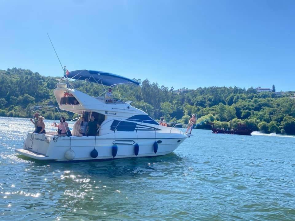 Botel Aquadouro Yacht Radames - Sleep Boat Experience *