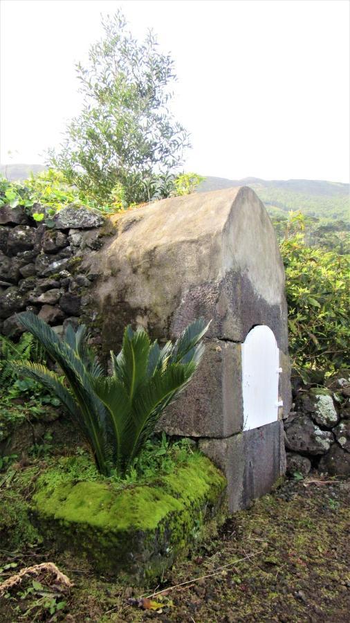 Casa Da Arquinha Santo Amaro (Azores)