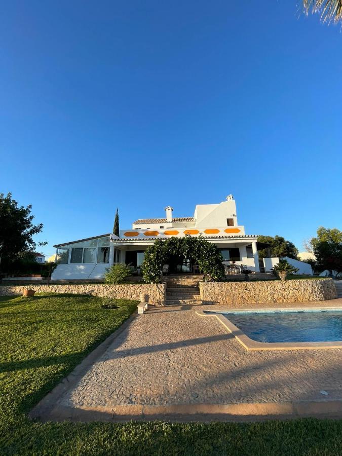 Villa Casa Esperanca - Carefree Living With Big Private Pool And Great Views