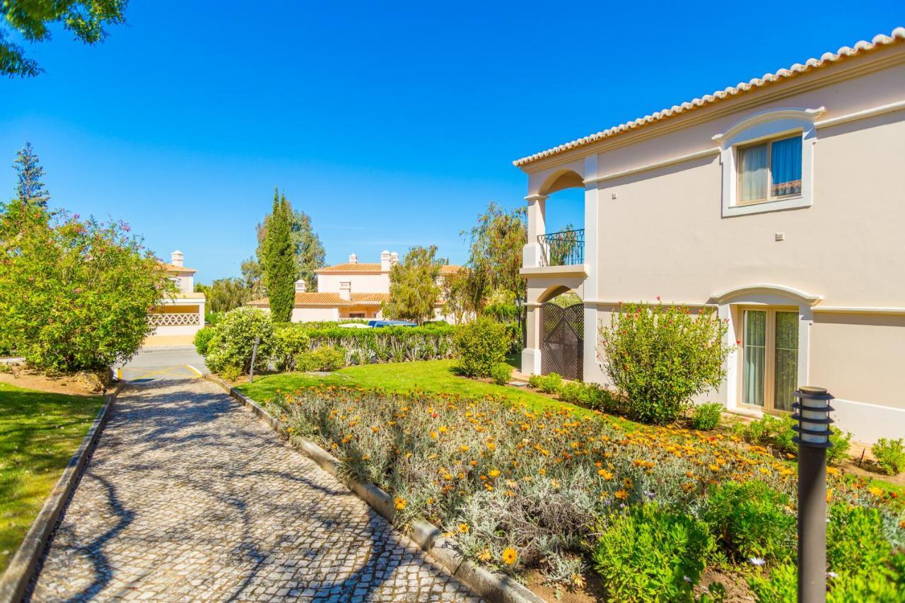 159D, 2 Bedroom Apartment On Gramacho Golf Course