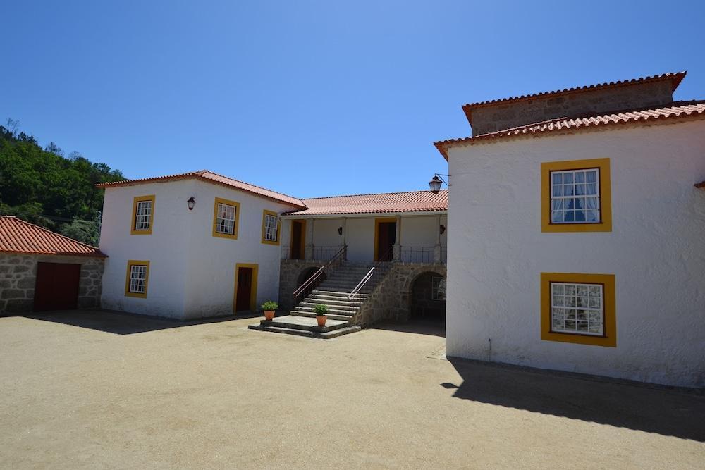 Casa Da Portela De Sampriz Acomodação com café da manhã  Ponte da Barca