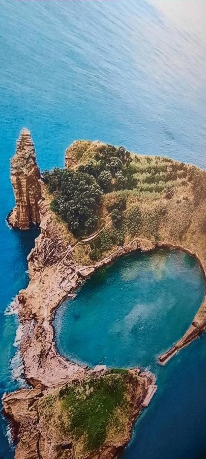 Sunrise House- 4 Bedroom House With Amazing Sunrise Over The Sea 8 Guests * Vila Franca do Campo