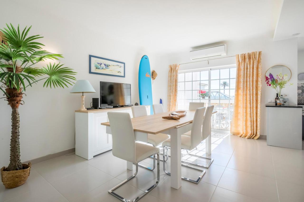 Beautiful Seaview 2 Bedroom Apartment