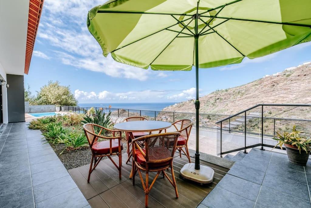 La Maderene With Pool By Madeira Island Holiday home Tabua (Madeira)