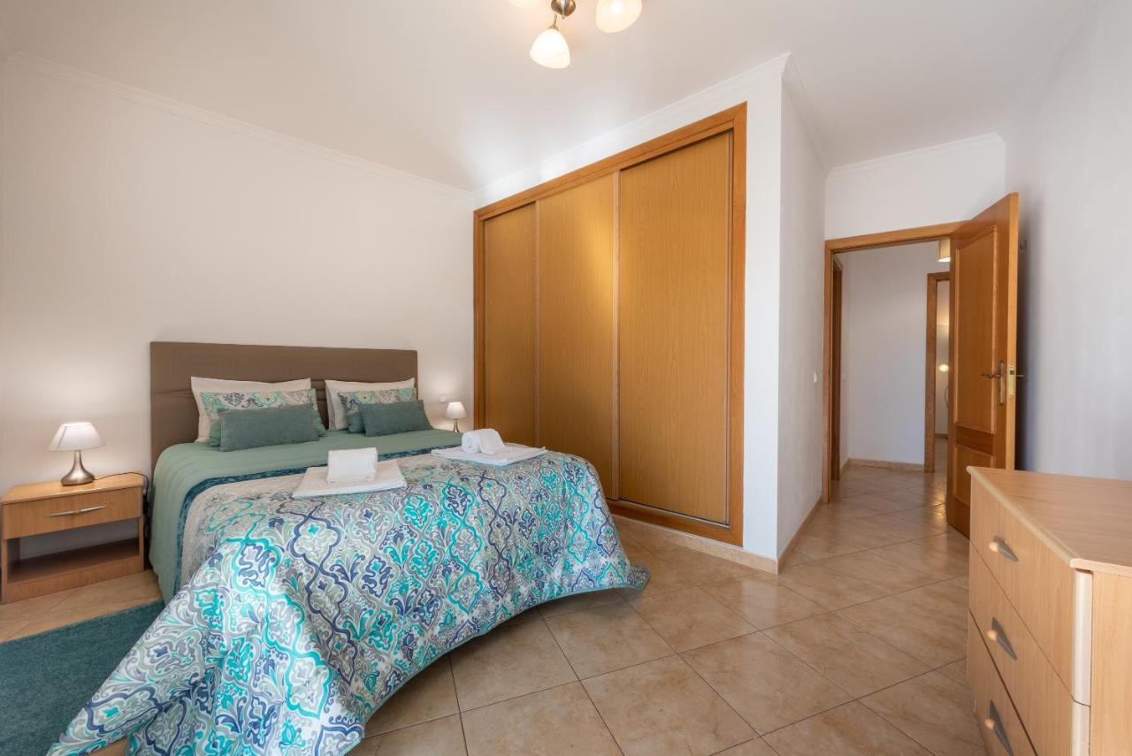 Apartment Monarquia - T3 *