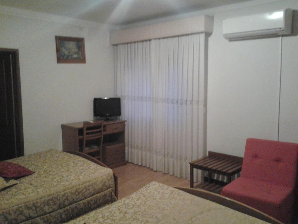 Residencial Pinto 3* Guarda