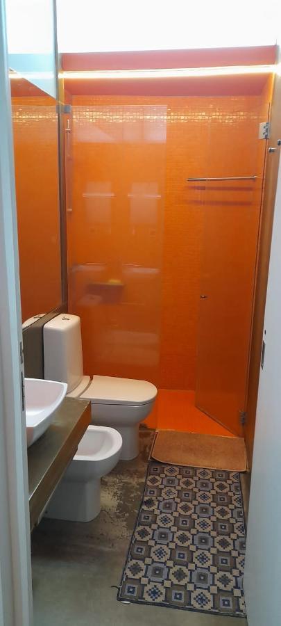 Stunning 2 Double Bedroom Designer House. Сasa de vacaciones Ponta Delgada