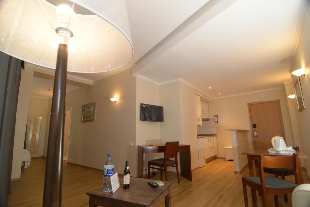 Duas Torres 4* Funchal (Madeira)