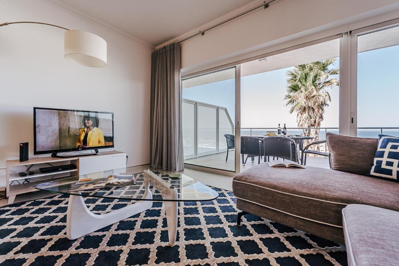 Beachfront Atlantic View A09 Apartment