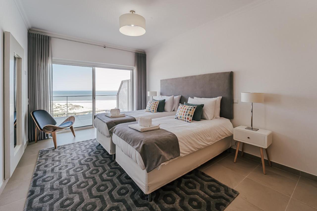 Beachfront Atlantic View A09 Apartment Obidos