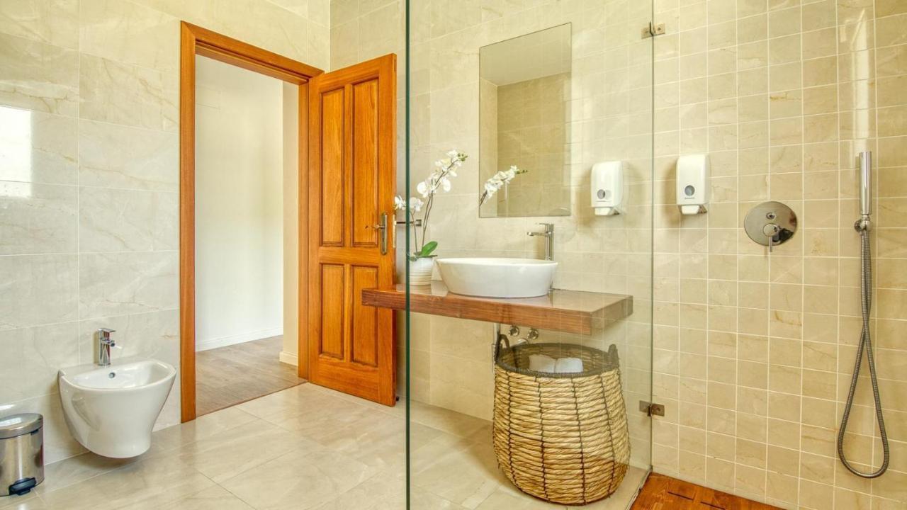 Dream With Luxury Services - Promotion Last Dates! Villa