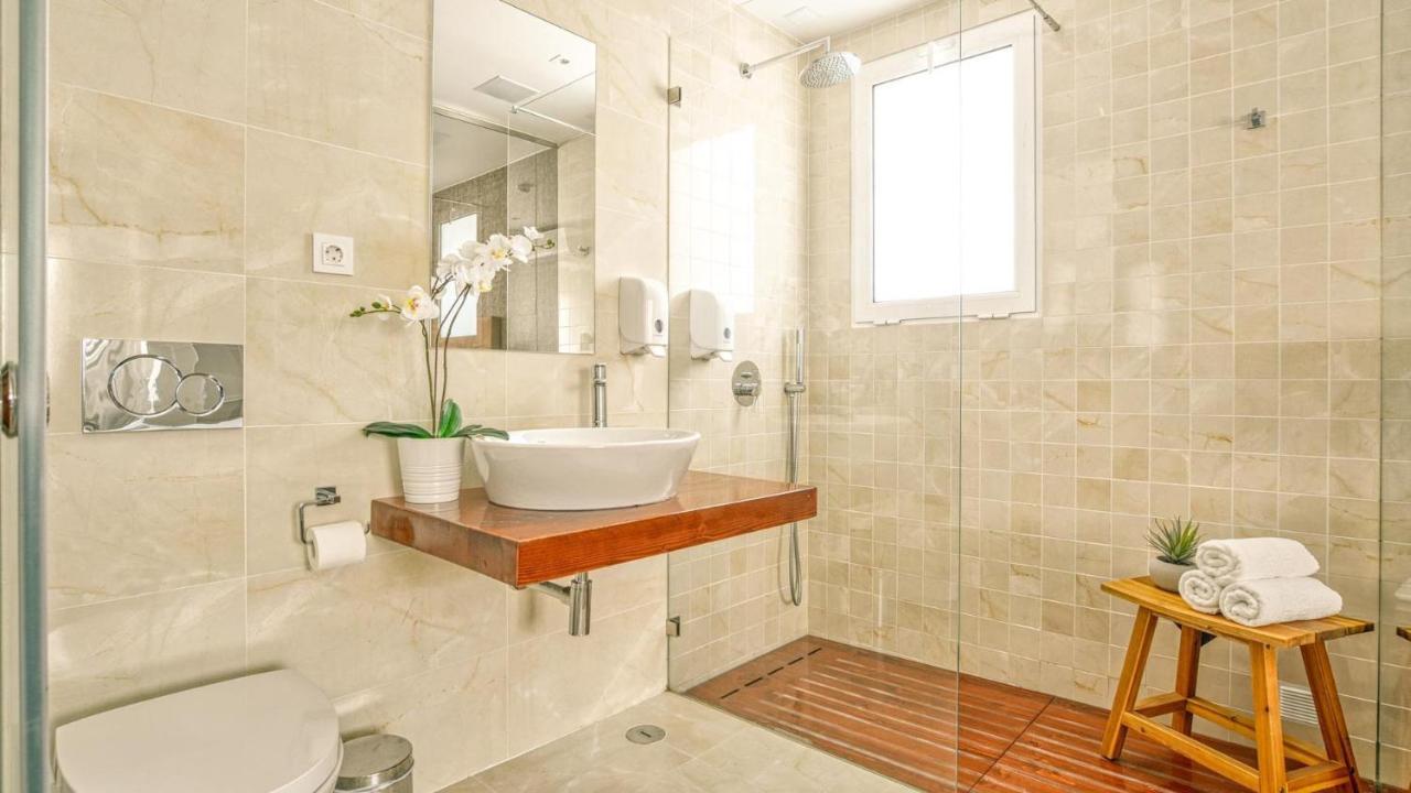 Dream With Luxury Services - Promotion Last Dates! Villa *