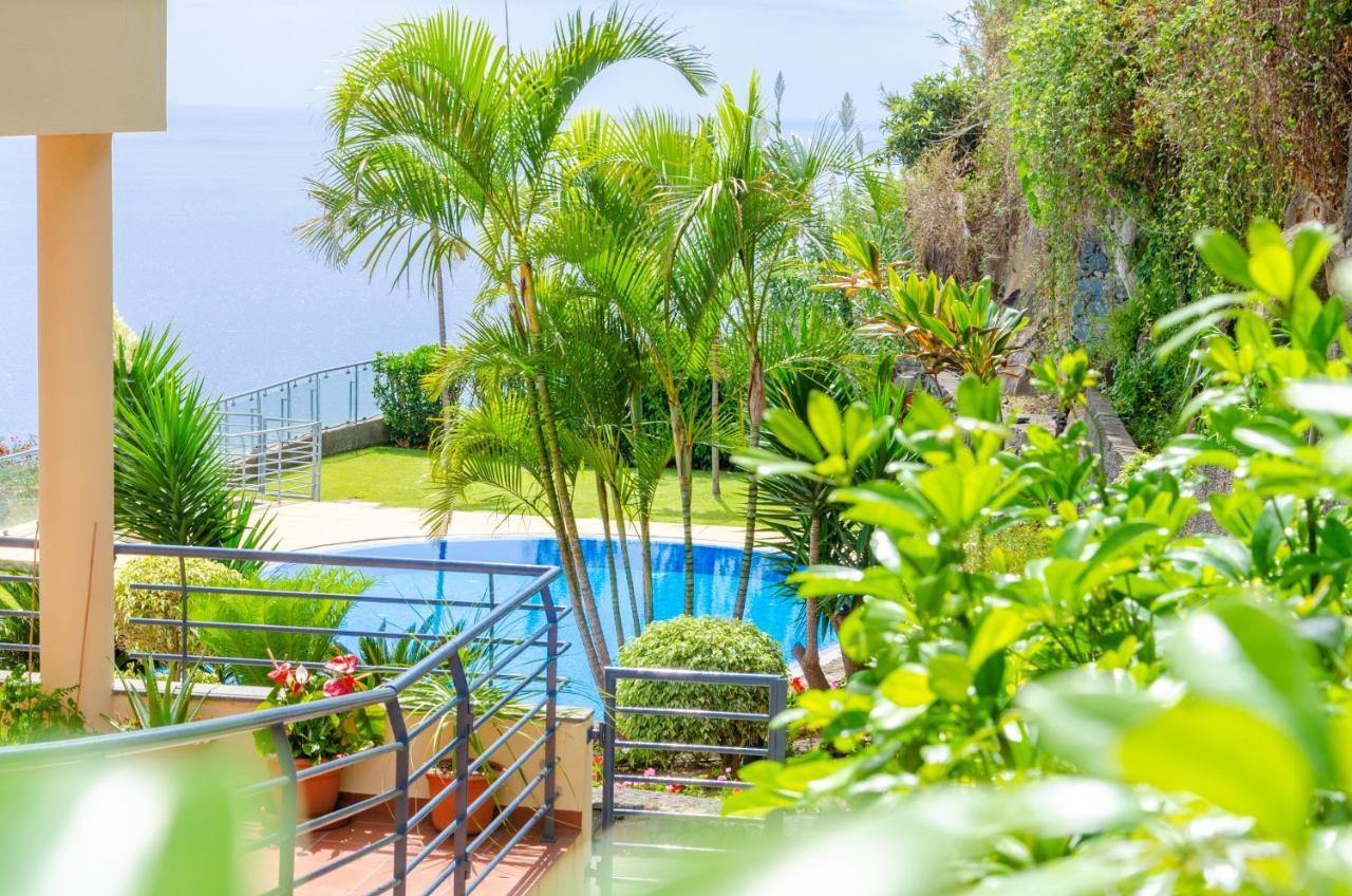 Unique Tropical Style Penthouse With A Dreamy View - By Portugal Collection
