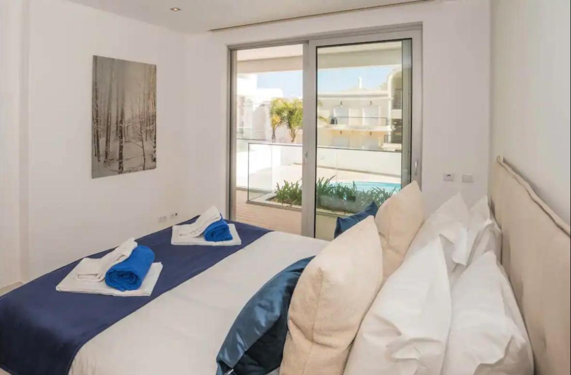 Zentuni Ocean Front Apartment