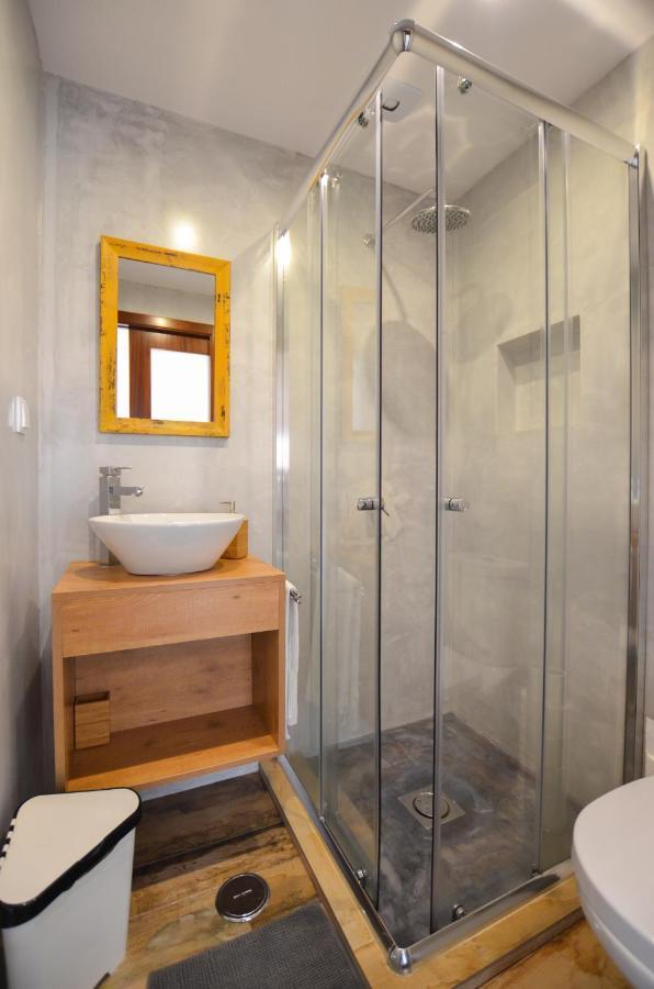 Sandycamps Surf House Guest house Baleal