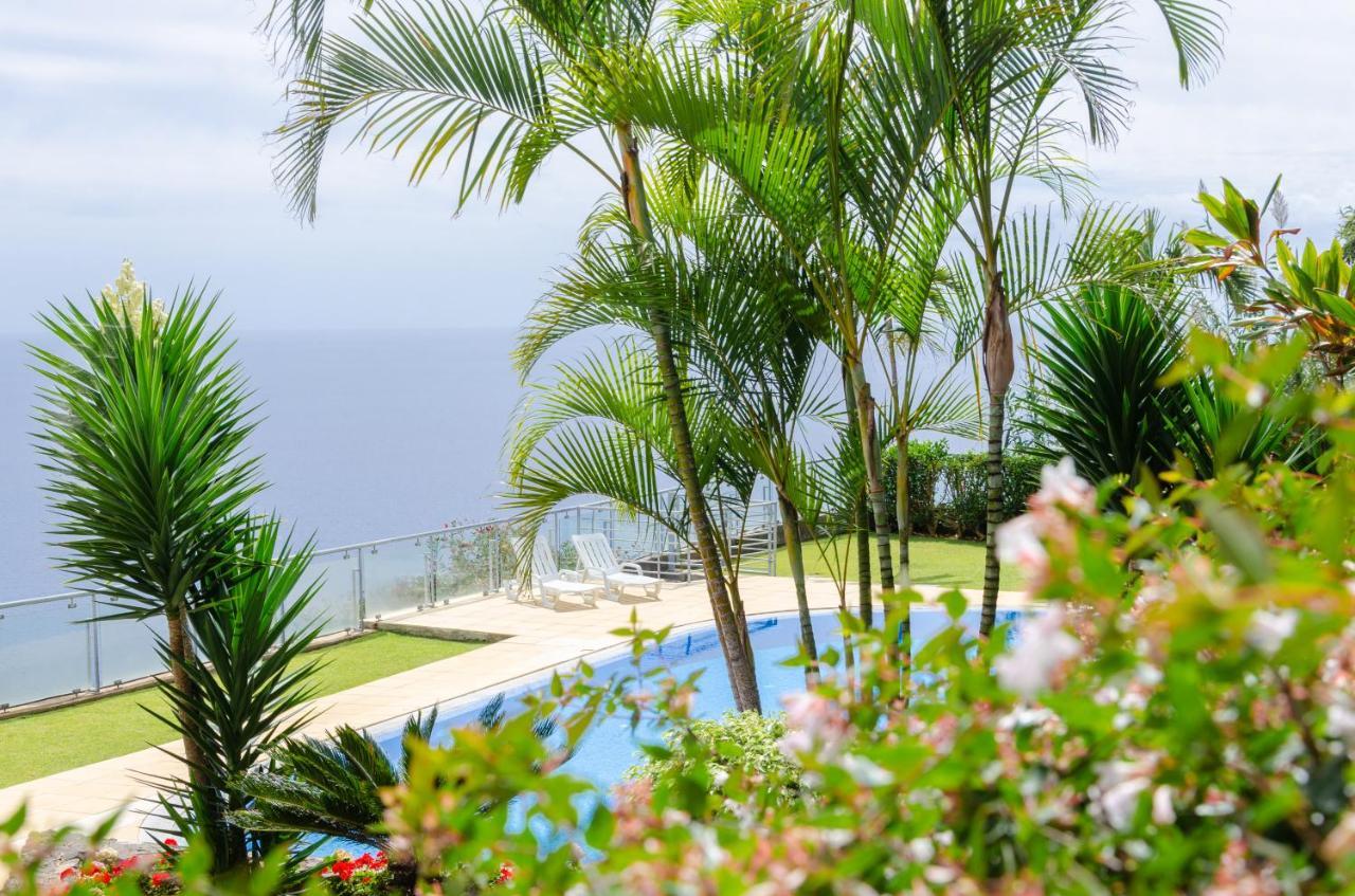 Unique Tropical Style Penthouse With A Dreamy View - By Portugal Collection *
